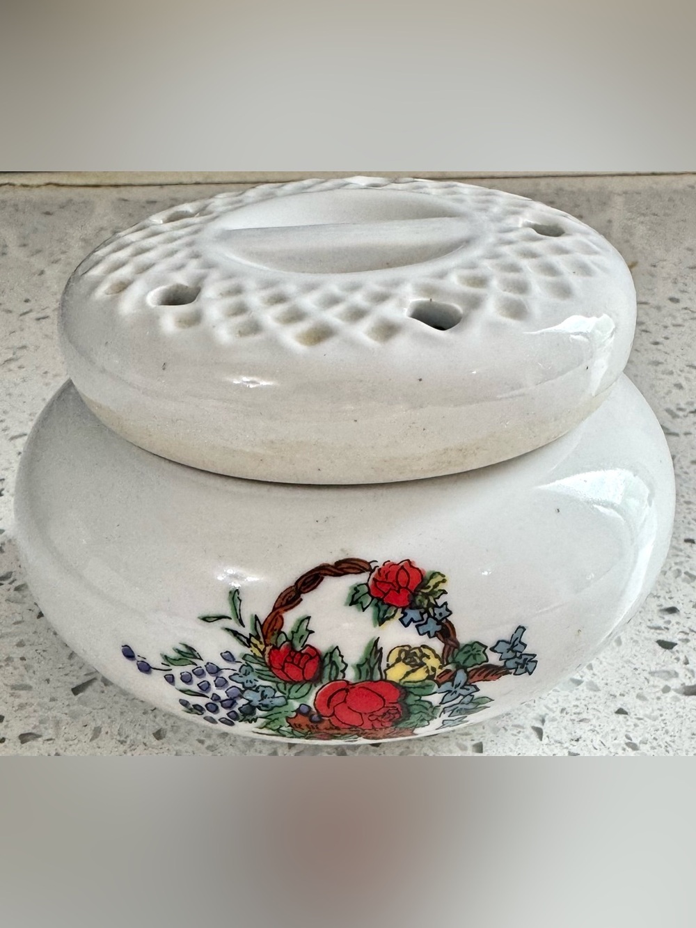 Vintage Floral Ceramic Potpourri Jar With Lid Home Decor - Picture 2 of 6